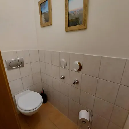 Apartment Ginys Pool Sierksdorf